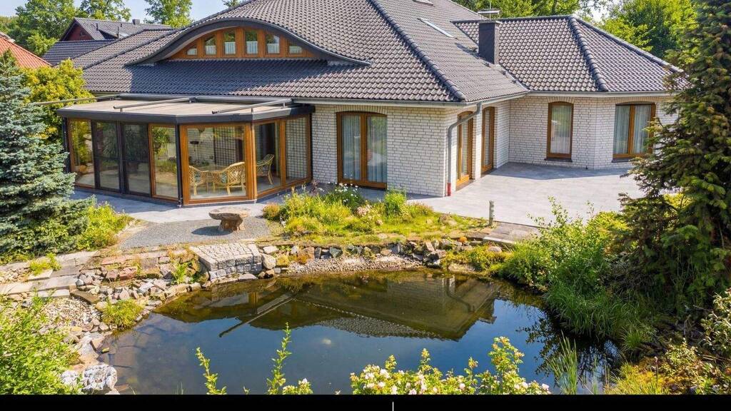 Einfamilienhaus zum Kauf 599.000 € 8 Zimmer 494 m² 2.800 m² Grundstück Barnstorf 49406