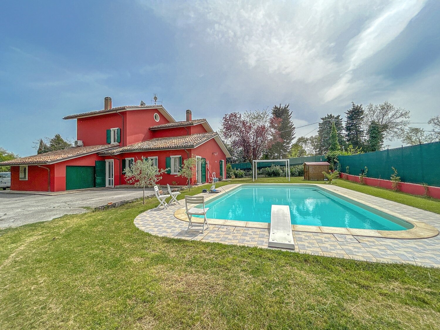 Villa zum Kauf 567.000 € 8 Zimmer 265 m²<br/>Wohnfläche 3.000 m²<br/>Grundstück Panoramablick Piagge 61030