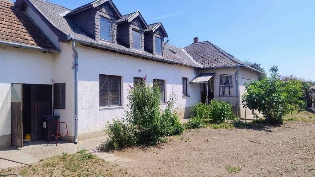 Mehrfamilienhaus zum Kauf 95.000 € 4 Zimmer 140 m² 843 m² Grundstück Szoce 9935