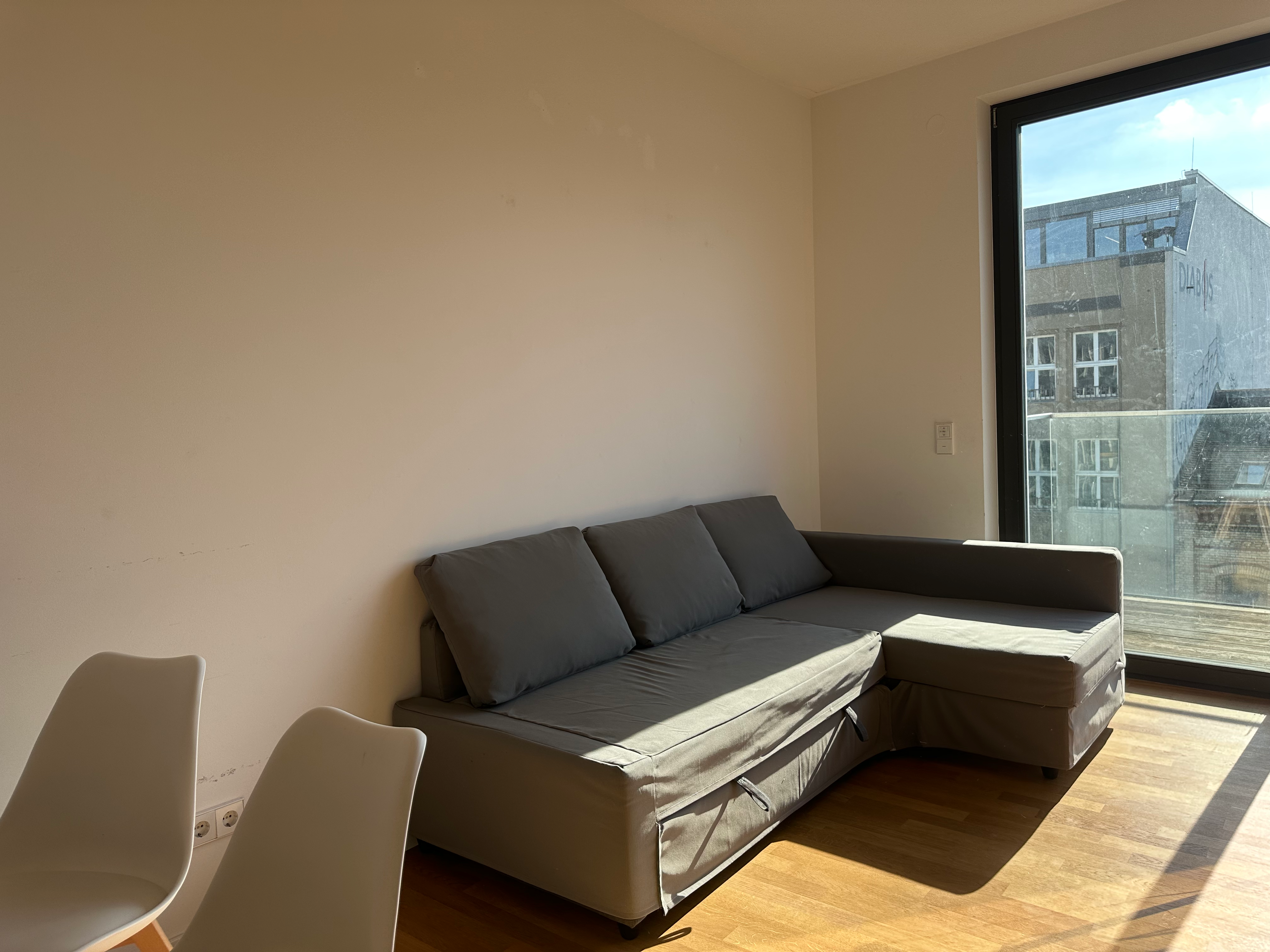 Property thumbnail 2