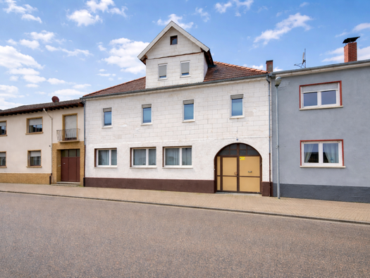 Einfamilienhaus zum Kauf 360.000 € 8 Zimmer 225 m² 325 m² Grundstück Bürstadt 68642