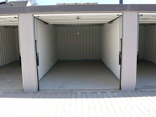 Garage zur Miete 89 € Lindemannstraße 43 - 71 Gotha 99867