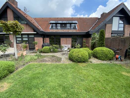 Haus zum Kauf 1.210.000 € 363 m² 1.113 m² Grundstück St. Hubert Kempen / Sankt Hubert 47906