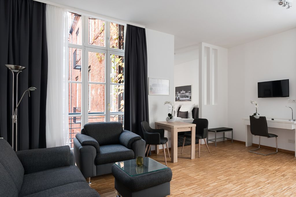 Wohnung zur Miete Wohnen auf Zeit 1.790 € 1 Zimmer 39 m²<br/>Wohnfläche 21.02.2025<br/>Verfügbarkeit Brunnen Straße Gesundbrunnen Berlin 10119