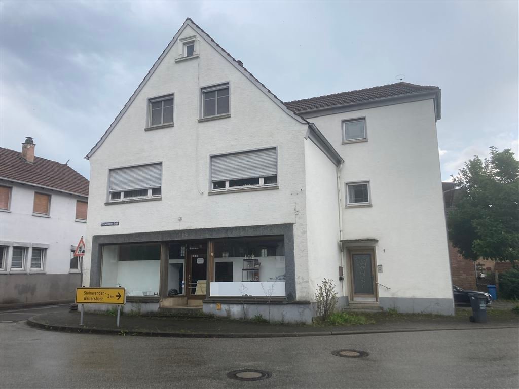 Haus zum Kauf 285.000 € 8 Zimmer 200 m²<br/>Wohnfläche 500 m²<br/>Grundstück Kottweiler-Schwanden 66879