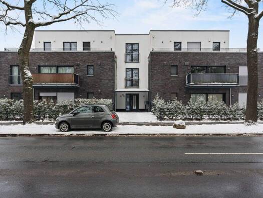 Wohnung zur Miete 850 € 2 Zimmer 68 m² frei ab sofort Osterholzer Landstraße 40-44 Altstadt Bremen 28329