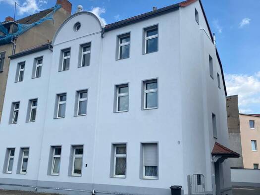 Wohnung zur Miete 690 € 4 Zimmer 92 m² Geschoss 3/4 frei ab 01.11.2026 Bitterfeld Bitterfeld-Wolfen 06749