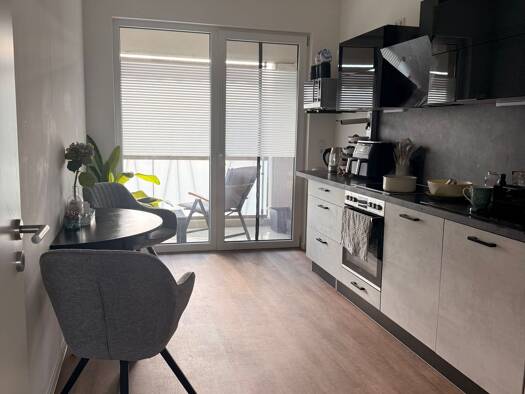 Terrassenwohnung zur Miete 1.021 € 3 Zimmer 82 m² Geschoss 2/3 frei ab 01.10.2026 Krämpfervorstadt Erfurt 99085