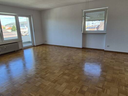 Wohnung zur Miete 980 € 2 Zimmer 64 m² Geschoss 5/6 frei ab sofort Lörrach Lörrach 79539