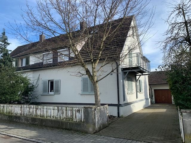 Doppelhaushälfte zum Kauf 399.000 € 6 Zimmer 152 m²<br/>Wohnfläche 628 m²<br/>Grundstück Schillerschule 64 Singen (Hohentwiel) 78224