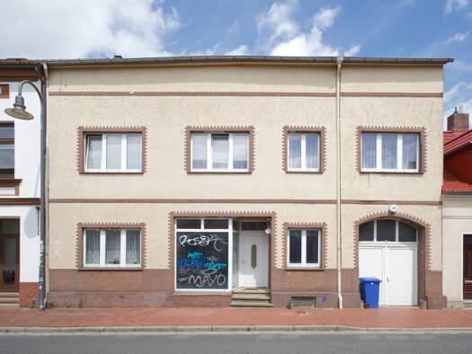 Mehrfamilienhaus zum Kauf 195.000 € 19 Zimmer 510 m² 1.825 m² Grundstück Schwaan Schwaan 18258