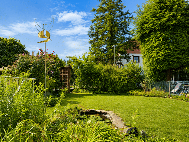 Reihenmittelhaus zum Kauf 349.000 € 4 Zimmer 105 m² 203 m² Grundstück frei ab sofort Gluckstraße 23 Burghausen Burghausen 84489