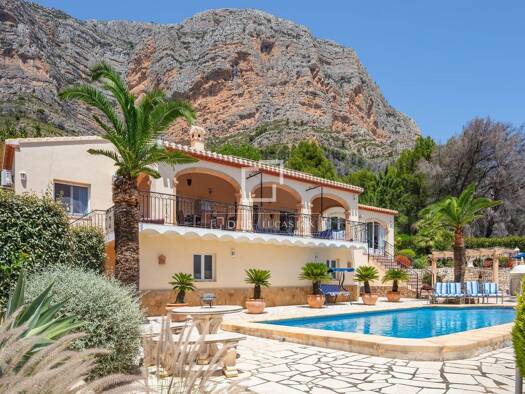 Haus zum Kauf 899.000 € 265 m² 1.648 m² Grundstück Jávea (Xabia) 03730