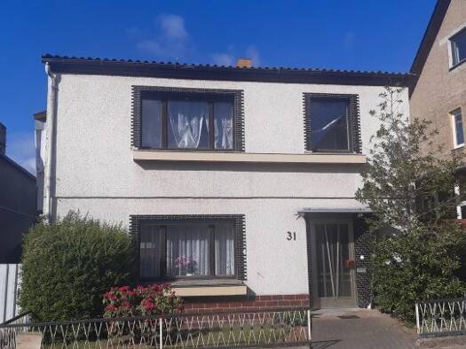 Haus zum Kauf 195.000 € 5 Zimmer 140 m² 731 m² Grundstück Bad Belzig Belzig 14806