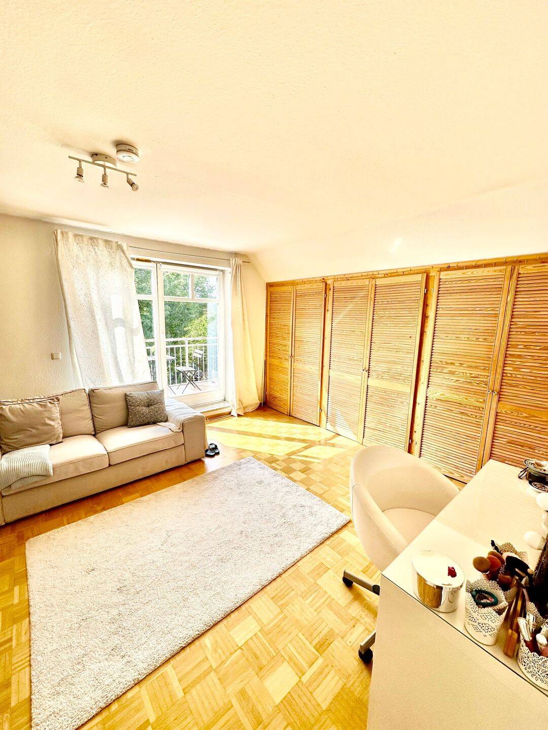 Property thumbnail 6