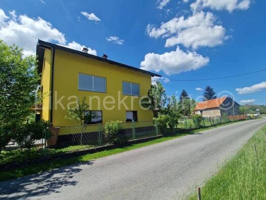 Haus zum Kauf 250.000 € 9 Zimmer 220 m² Brinje