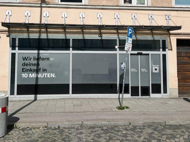 Laden zur Miete provisionsfrei 8.000 € 409 m² Verkaufsfläche München 80687
