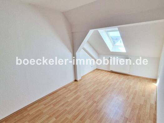 Wohnung zur Miete 340 € 3 Zimmer 58 m² 4. Geschoss frei ab 01.11.2025 Naumburg 06618