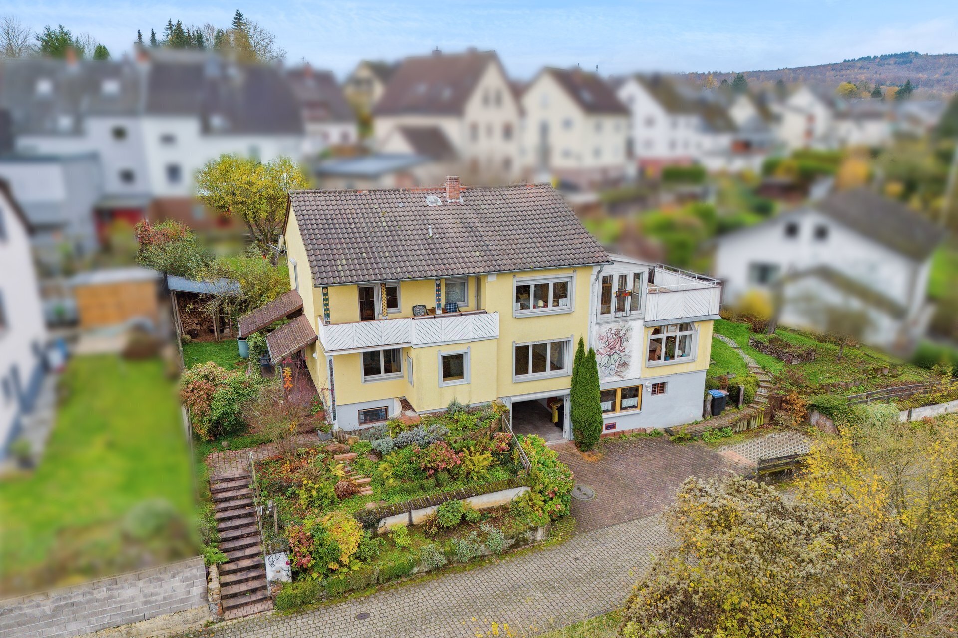 Mehrfamilienhaus zum Kauf 365.000 € 8 Zimmer 231 m²<br/>Wohnfläche 681 m²<br/>Grundstück Heistenbach 65558