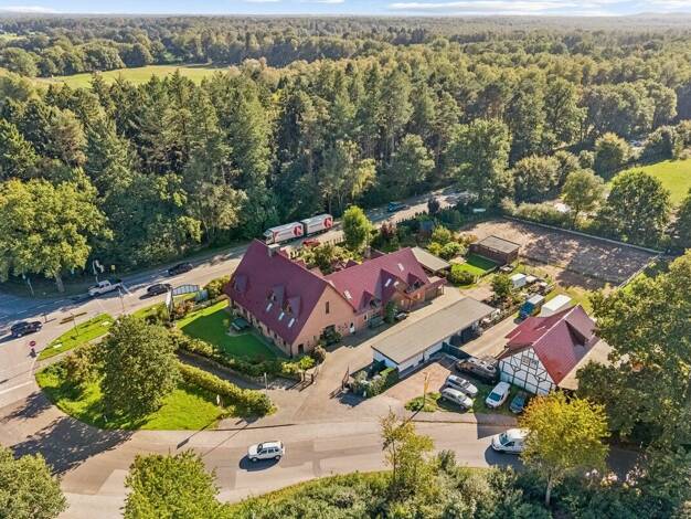 Haus zum Kauf provisionsfrei 3.500.000 € 18 Zimmer 608 m² 7.852 m² Grundstück Tangstedt Tangstedt 22889