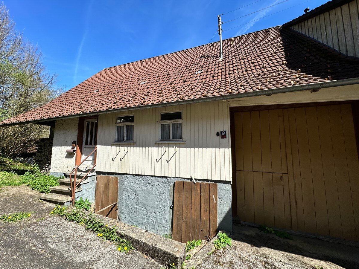 Bauernhaus zum Kauf 119.000 € 3 Zimmer 90 m²<br/>Wohnfläche 1.899 m²<br/>Grundstück Busenweiler Dornhan / Busenweiler 72175