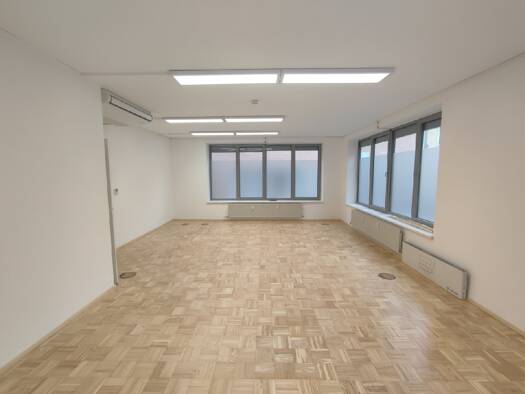 Bürofläche zur Miete 693 € 3 Zimmer 86,6 m² Bürofläche Urfahr Linz 4040