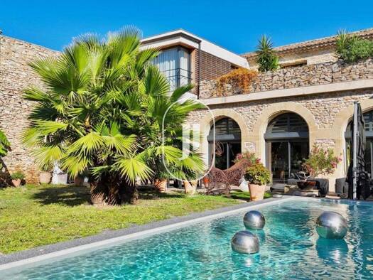 Haus zum Kauf 1.165.000 € 320 m² 736 m² Grundstück Uchaud 30620