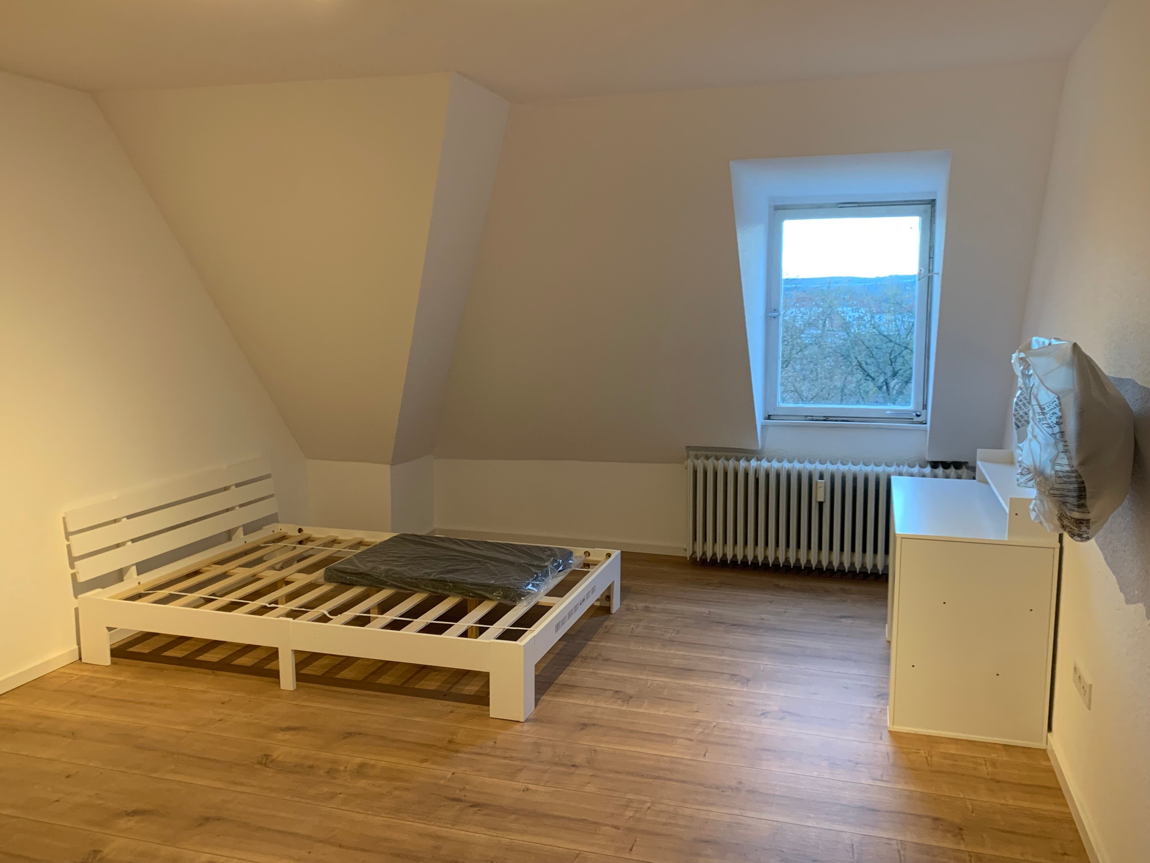 Wohnung zur Miete 489 € 4.<br/>Geschoss ab sofort<br/>Verfügbarkeit Sanderring 21 Innenstadt Würzburg 97070