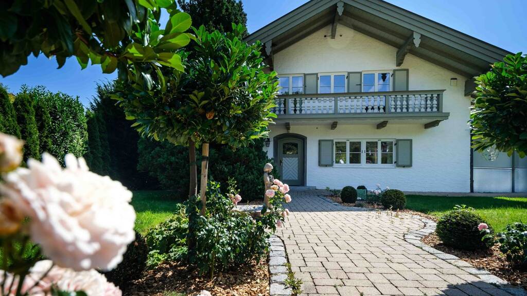 Einfamilienhaus zum Kauf 3.350.000 € 7 Zimmer 285 m² 1.327 m² Grundstück Bad Wiessee 83707