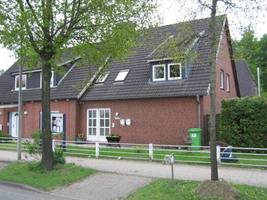Wohnung zur Miete 645 € 2 Zimmer 71,3 m² 1. Geschoss Cuxhavener Str. 165 Hedendorf Buxtehude 21614