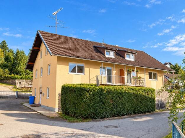 Doppelhaushälfte zur Miete 1.100 € 8 Zimmer 160 m² 100 m² Grundstück Schwarzach Schwarzach 94374