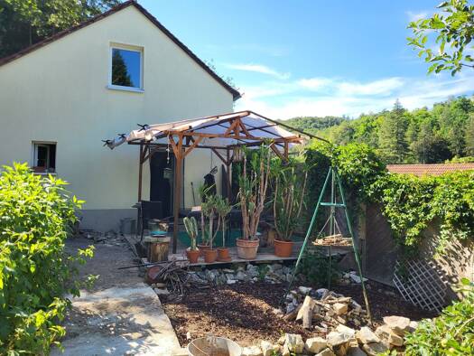 Einfamilienhaus zum Kauf provisionsfrei 285.000 € 3,5 Zimmer 100 m² 582 m² Grundstück frei ab sofort Treuchtlingen Treuchtlingen 91757