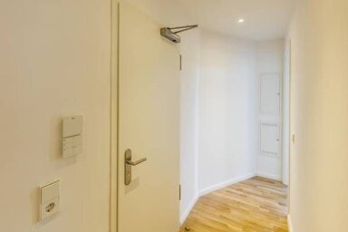 Wohnung zur Miete 700 € 3,5 Zimmer 80 m² frei ab sofort Rödingsmarkt Hamburg - Altstadt Hamburg 20459