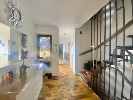 Reihenendhaus zum Kauf 375.000 € 6 Zimmer 131 m² 433 m² Grundstück Limburg an der Lahn 65549