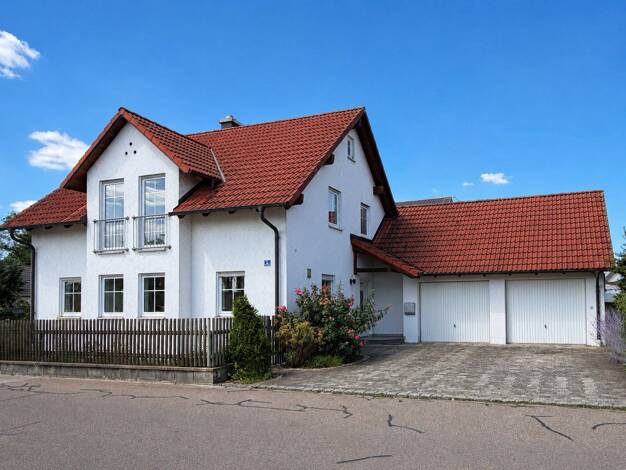 Einfamilienhaus zum Kauf provisionsfrei 549.000 € 5 Zimmer 120 m² 532 m² Grundstück Neustadt Neustadt an der Donau 93333