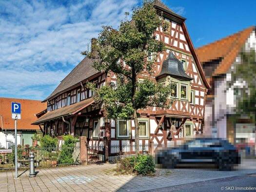 Einfamilienhaus zum Kauf 377.000 € 7 Zimmer 296 m² 1.061 m² Grundstück Neckarelz Mosbach / Neckarelz 74821