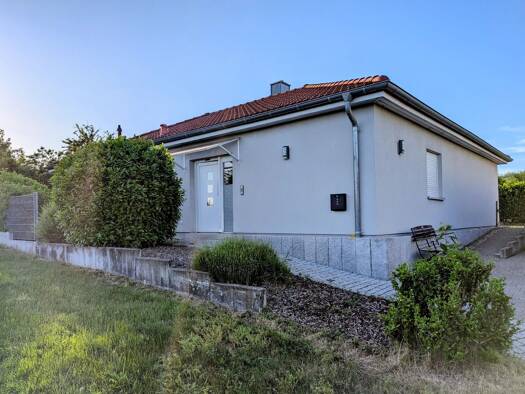 Einfamilienhaus zum Kauf provisionsfrei 575.000 € 3 Zimmer 122 m² 484 m² Grundstück Gäßlein 11 Hettstadt 97265
