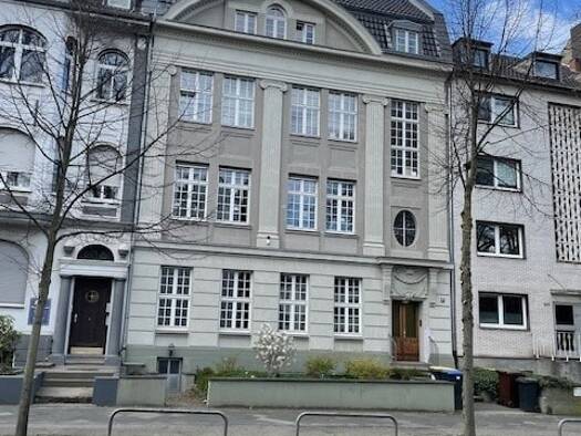 Mehrfamilienhaus zum Kauf provisionsfrei als Kapitalanlage geeignet 850.000 € 13 Zimmer 531 m² 418 m² Grundstück Stadtmitte Mönchengladbach 41061