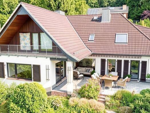 Einfamilienhaus zum Kauf provisionsfrei 349.000 € 7 Zimmer 216,6 m² 1.311 m² Grundstück Bad Karlshafen Bad Karlshafen 34385