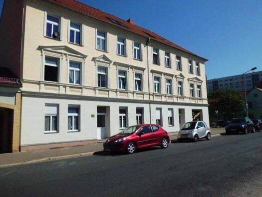 Wohnung zur Miete 301 € 2 Zimmer 43 m² frei ab sofort Haldensleber Straße 5 Neue Neustadt Magdeburg 39124