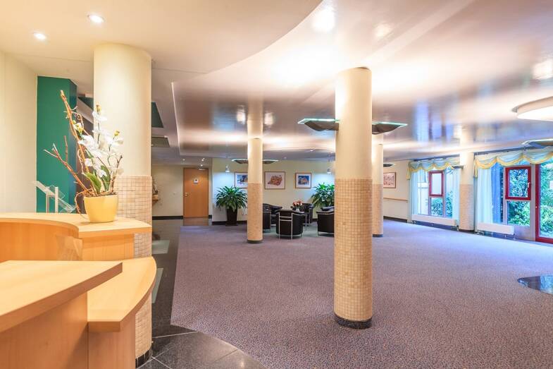 Wohnung zur Miete 900 € 2 Zimmer 61,7 m² 4. Geschoss frei ab sofort Neulichtenhofstraße 16 Hummelstein Nürnberg 90461