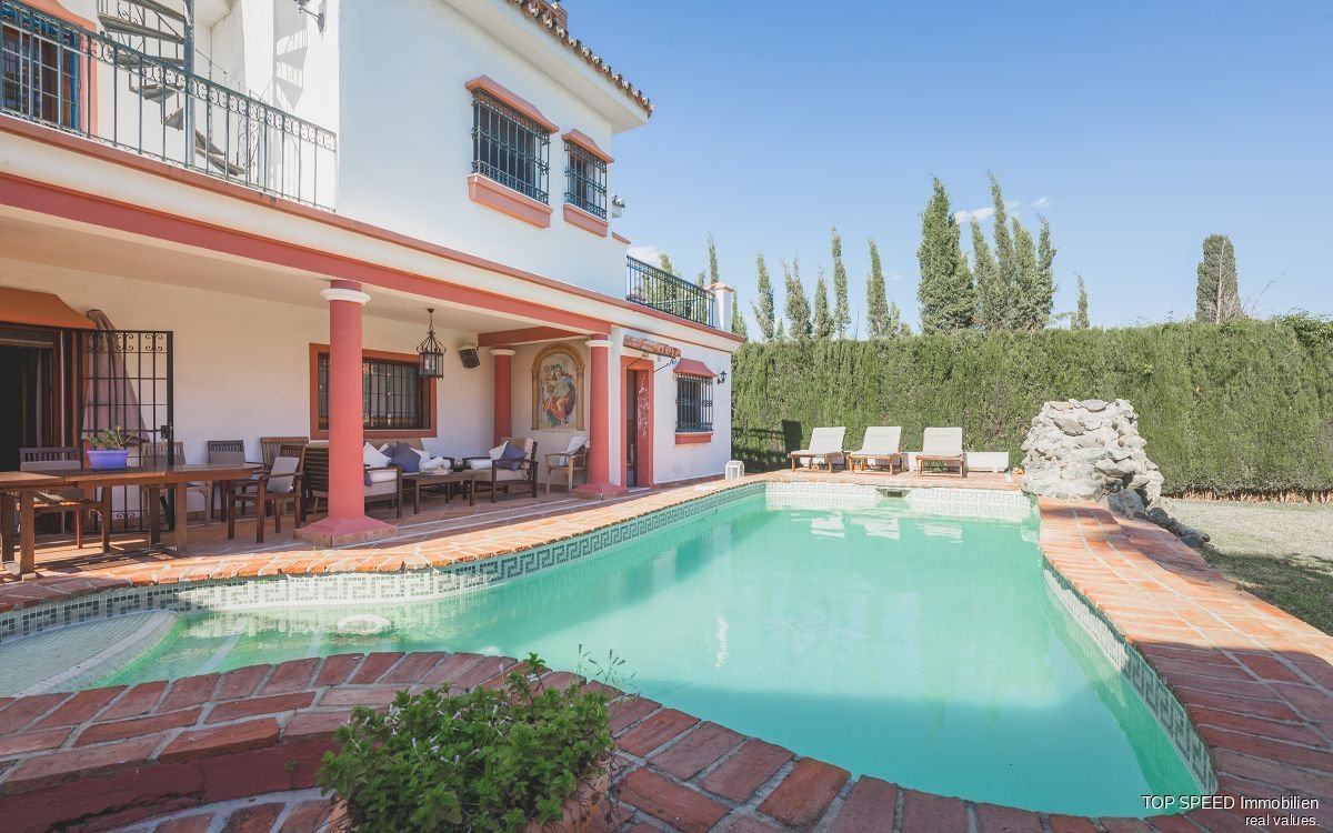 Villa zum Kauf 1.150.000 € 7 Zimmer 513 m²<br/>Wohnfläche 931 m²<br/>Grundstück Marbella 29600