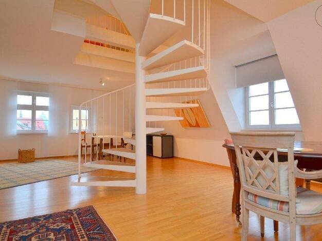 Wohnung zur Miete auf Zeit 1.585 € 2 Zimmer 77 m² frei ab 01.05.2026 Mitte Ulm 89073