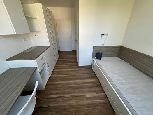 Wohnung zur Miete 239 € 1 Zimmer 16 m² 5. Geschoss frei ab 01.11.2026 West Hildesheim 31137