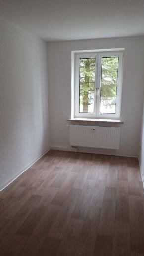 3 Raum Wohnung "Wohnen im Grünen auf dem Pfarrhübel" – Straße nicht freigegeben, 9125 Chemnitz – Vorschaubild 5