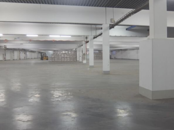 Lagerhalle zur Miete 35.493 € 5.974 m²<br/>Lagerfläche Hausen Hausen 93345