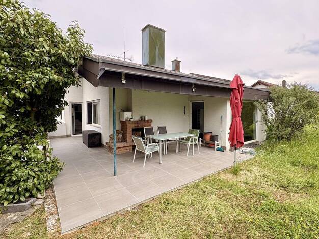 Einfamilienhaus zum Kauf provisionsfrei 650.000 € 7 Zimmer 203 m² 540 m² Grundstück Unterriexingen Markgröningen 71706