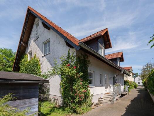 Doppelhaushälfte zum Kauf 649.000 € 5 Zimmer 120 m² 210 m² Grundstück frei ab 31.12.2026 Holweide Mülheim 51067