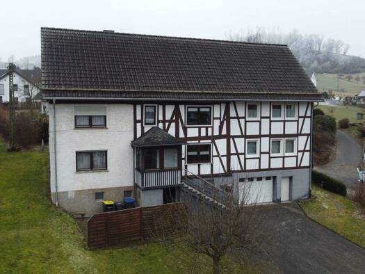 Einfamilienhaus zum Kauf 160.000 € 8 Zimmer 242 m² 649 m² Grundstück Elsoff Bad Berleburg 57319