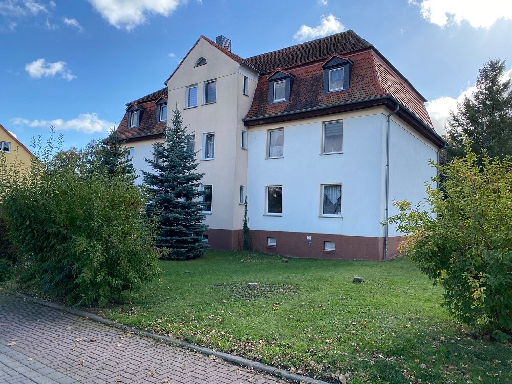 Wohnung zur Miete 230 € 1 Zimmer 39 m²<br/>Wohnfläche EG<br/>Geschoss ab sofort<br/>Verfügbarkeit Bergmannsring 2 Braunsbedra Braunsbedra 06242